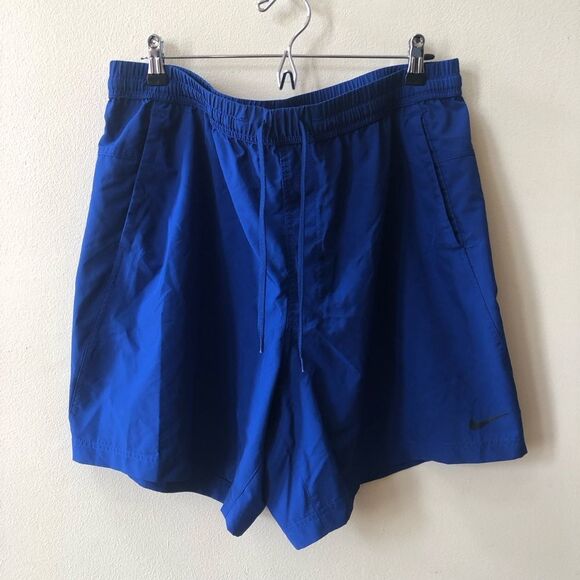 Nike Shorts - Picture 1 of 5